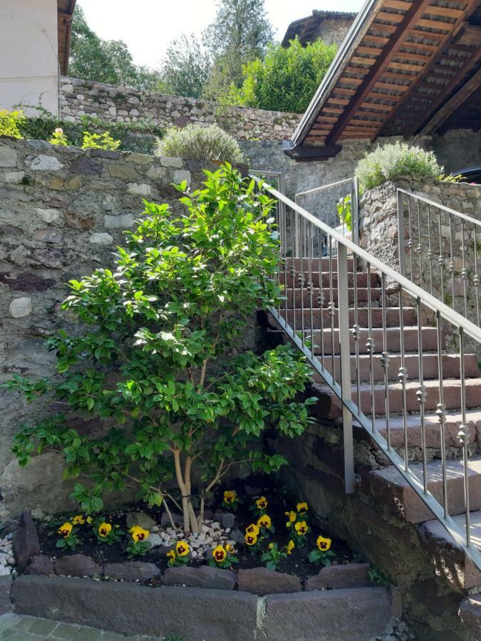 Casa Vacanza Scacco D' Argento Boario Terme Kültér fotó